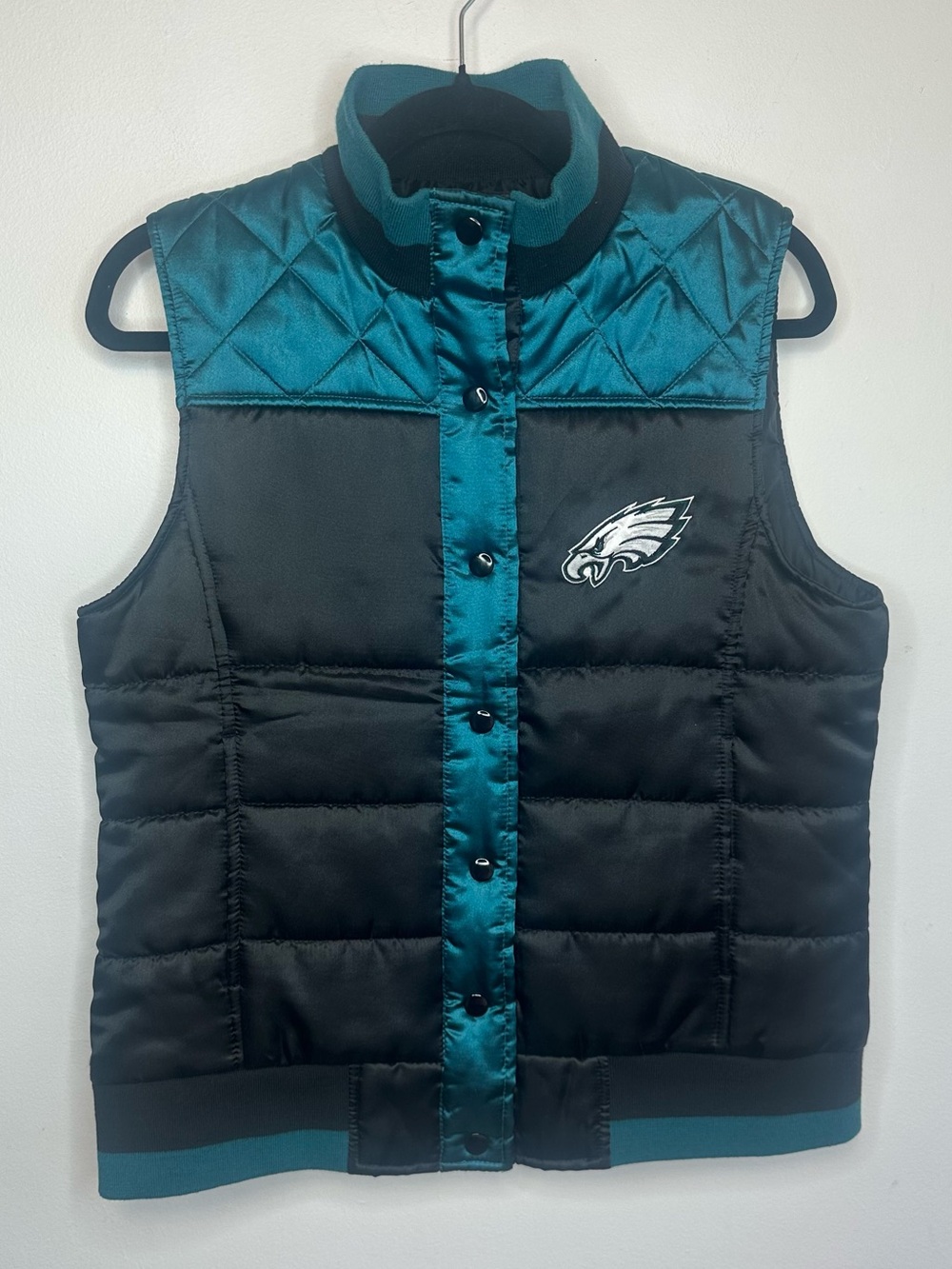 Philadelphia Eagles Vest Women’s Size Large L Black Green NFL Football Snap